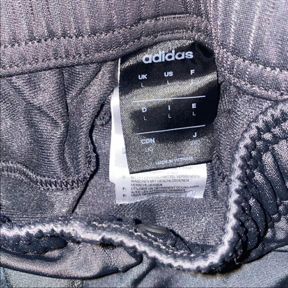 Adidas Shorts   - Picture 3 of 3